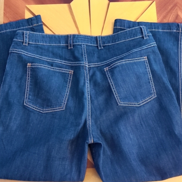ESCADA Crop Jeans EU 42 - Picture 4 of 9